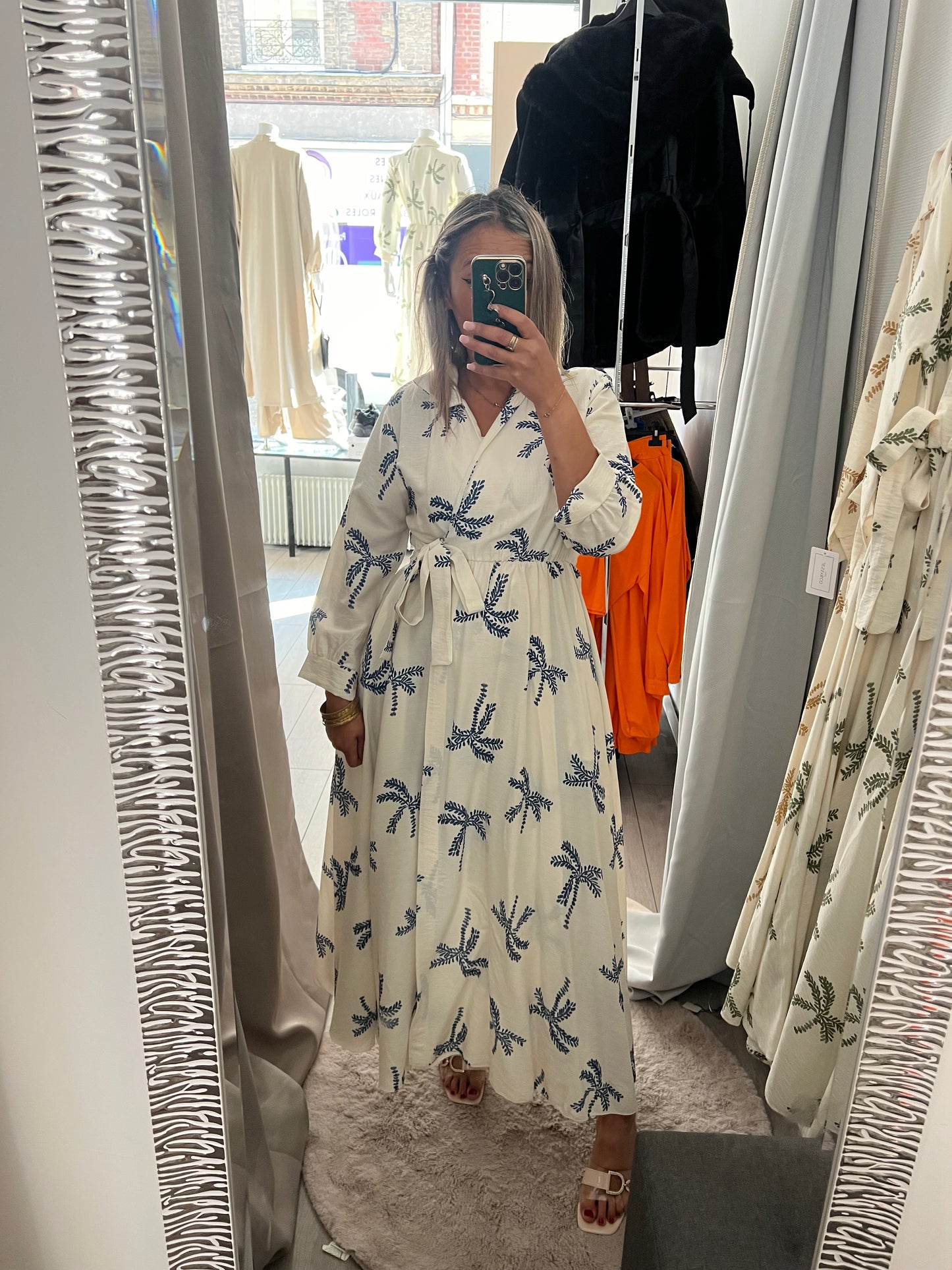 Robe cache-coeur