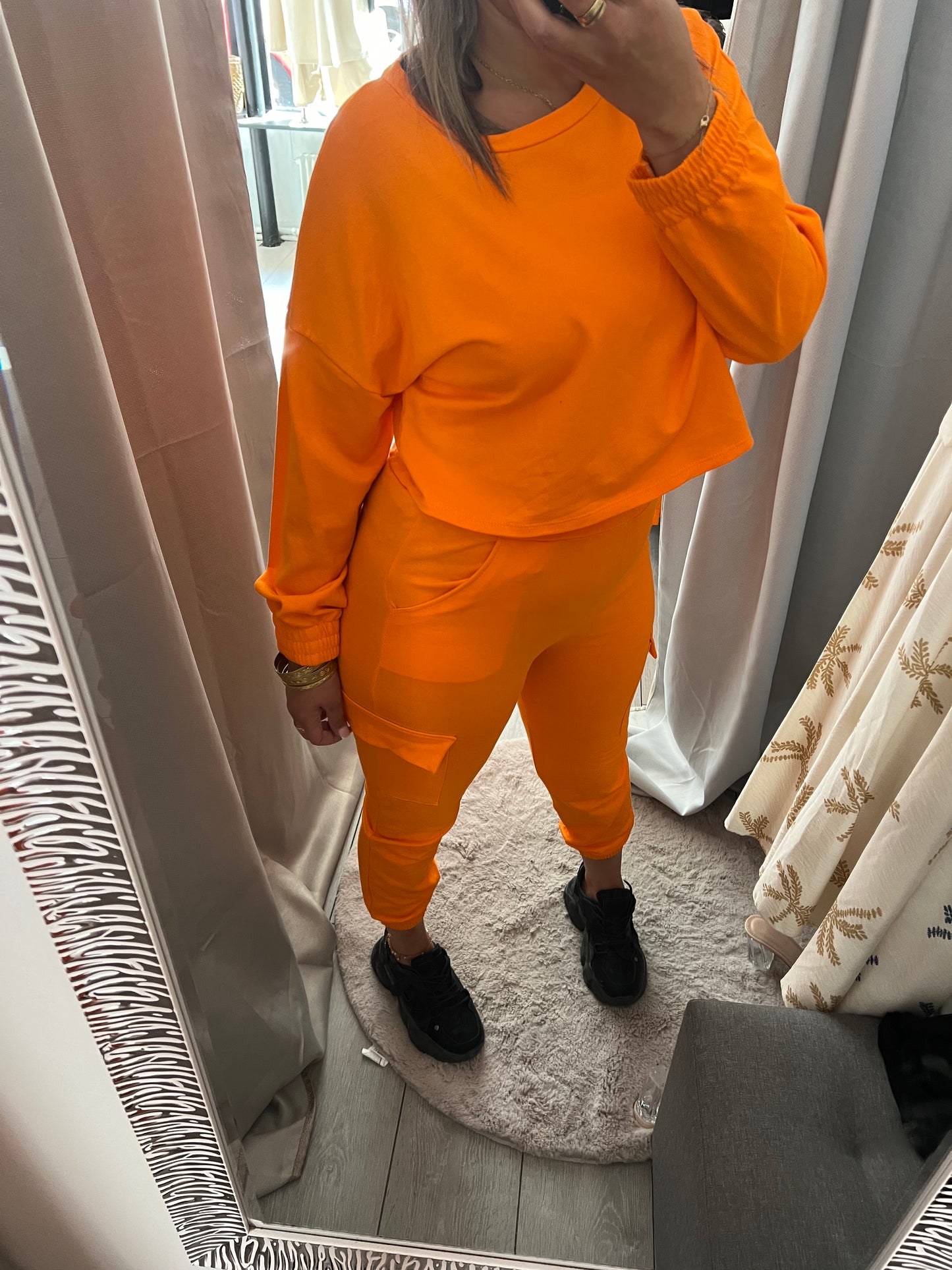 Ensemble jogging orange